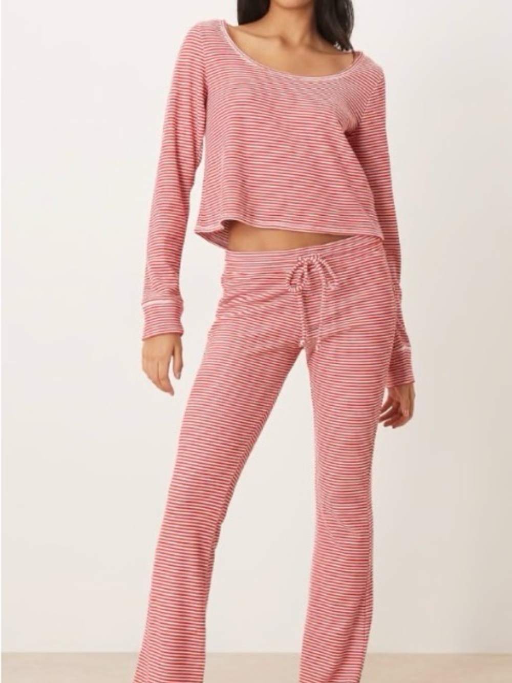NWT Hollister Red and White Striped Drawstring Knit PantsnWT - Picture 2 of 7